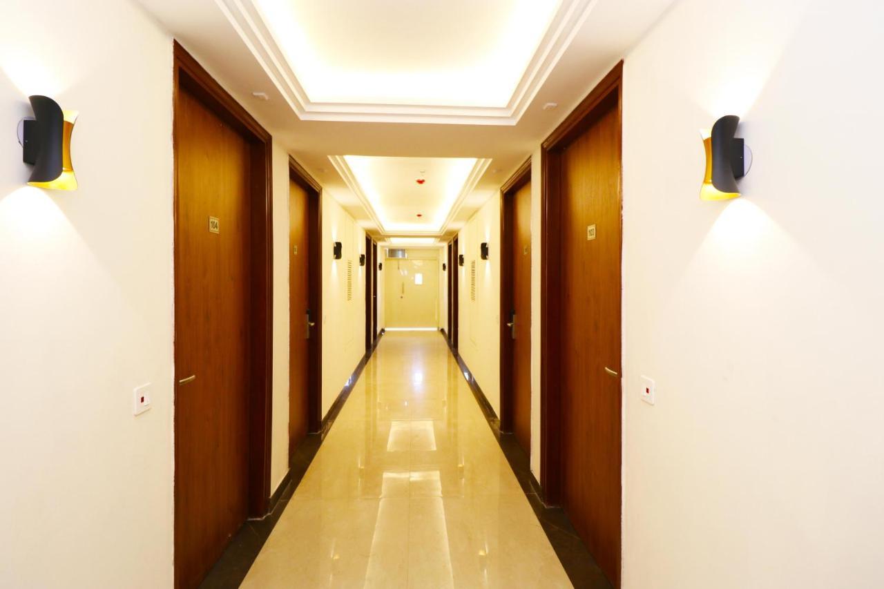 Hotel Leo Saffron Delhi  Esterno foto