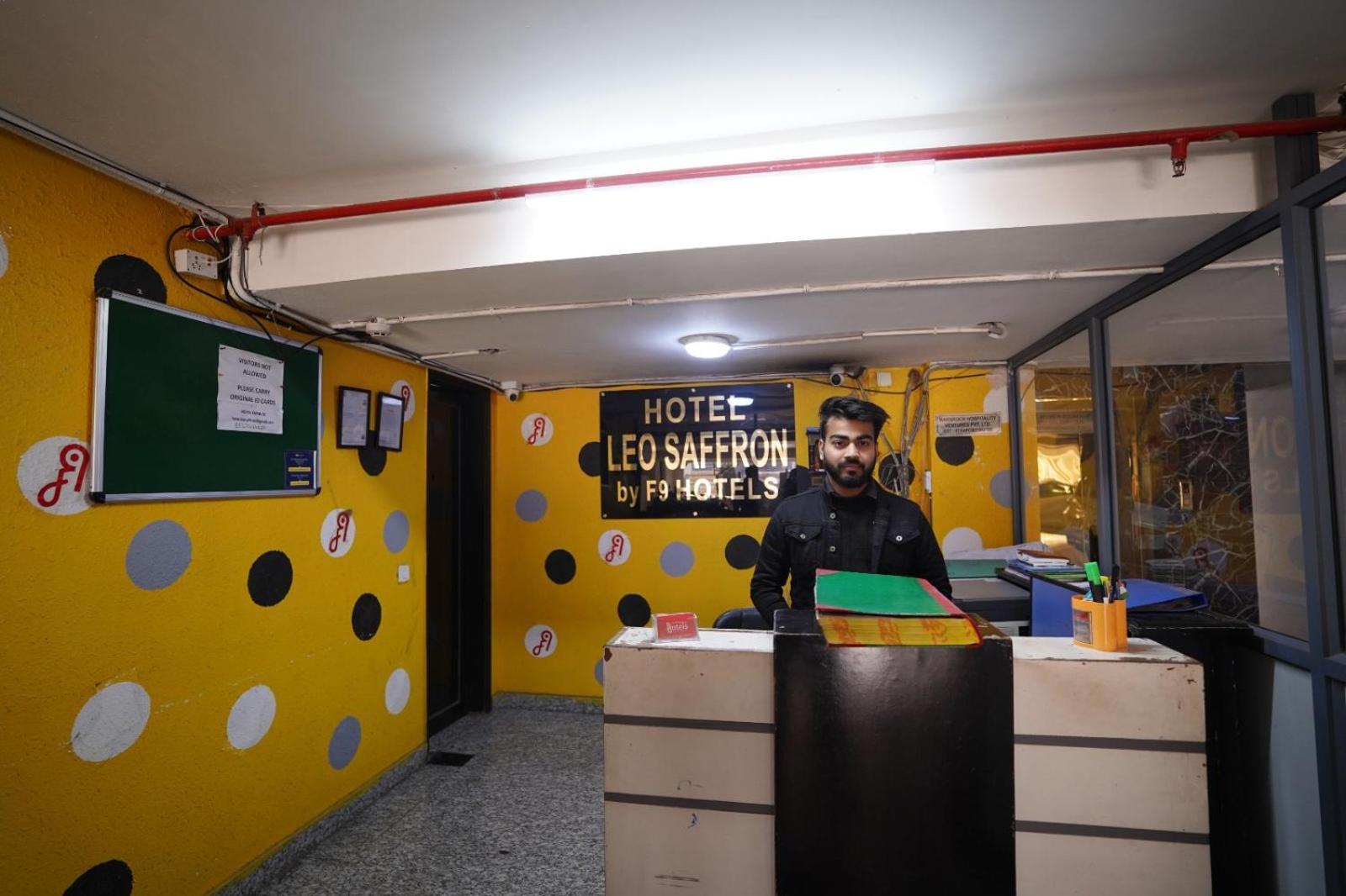 Hotel Leo Saffron Delhi  Esterno foto