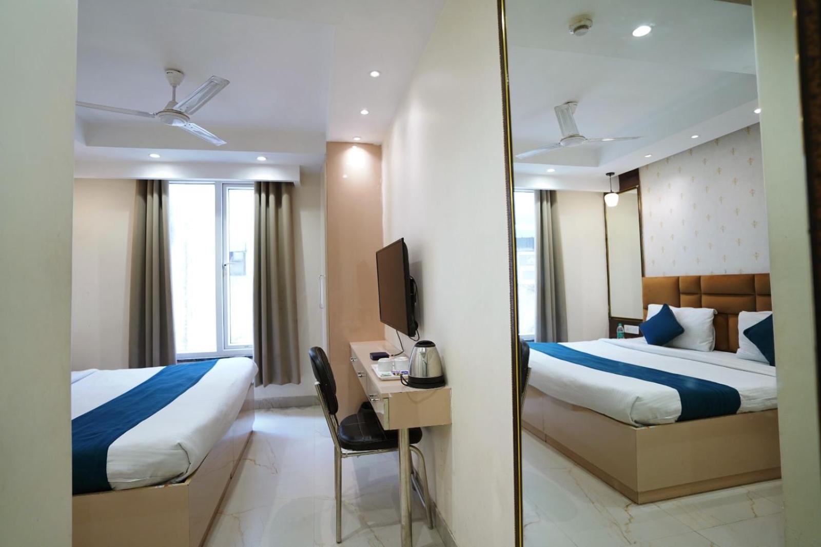 Hotel Leo Saffron Delhi  Esterno foto