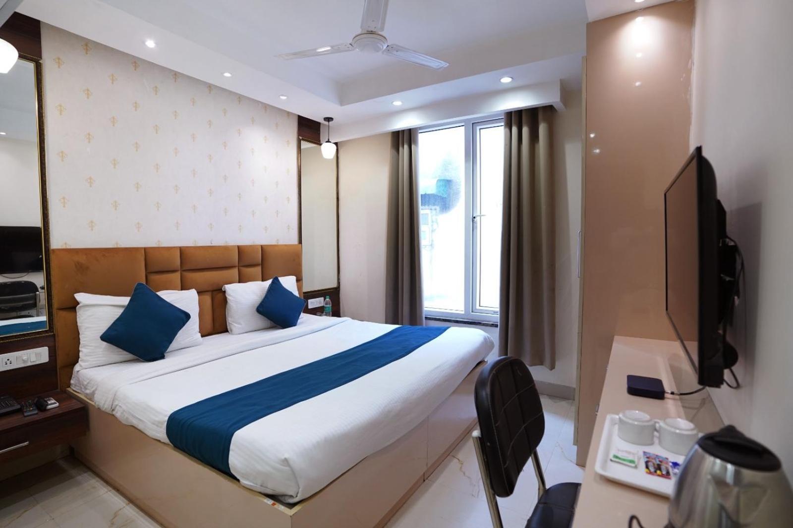 Hotel Leo Saffron Delhi  Esterno foto